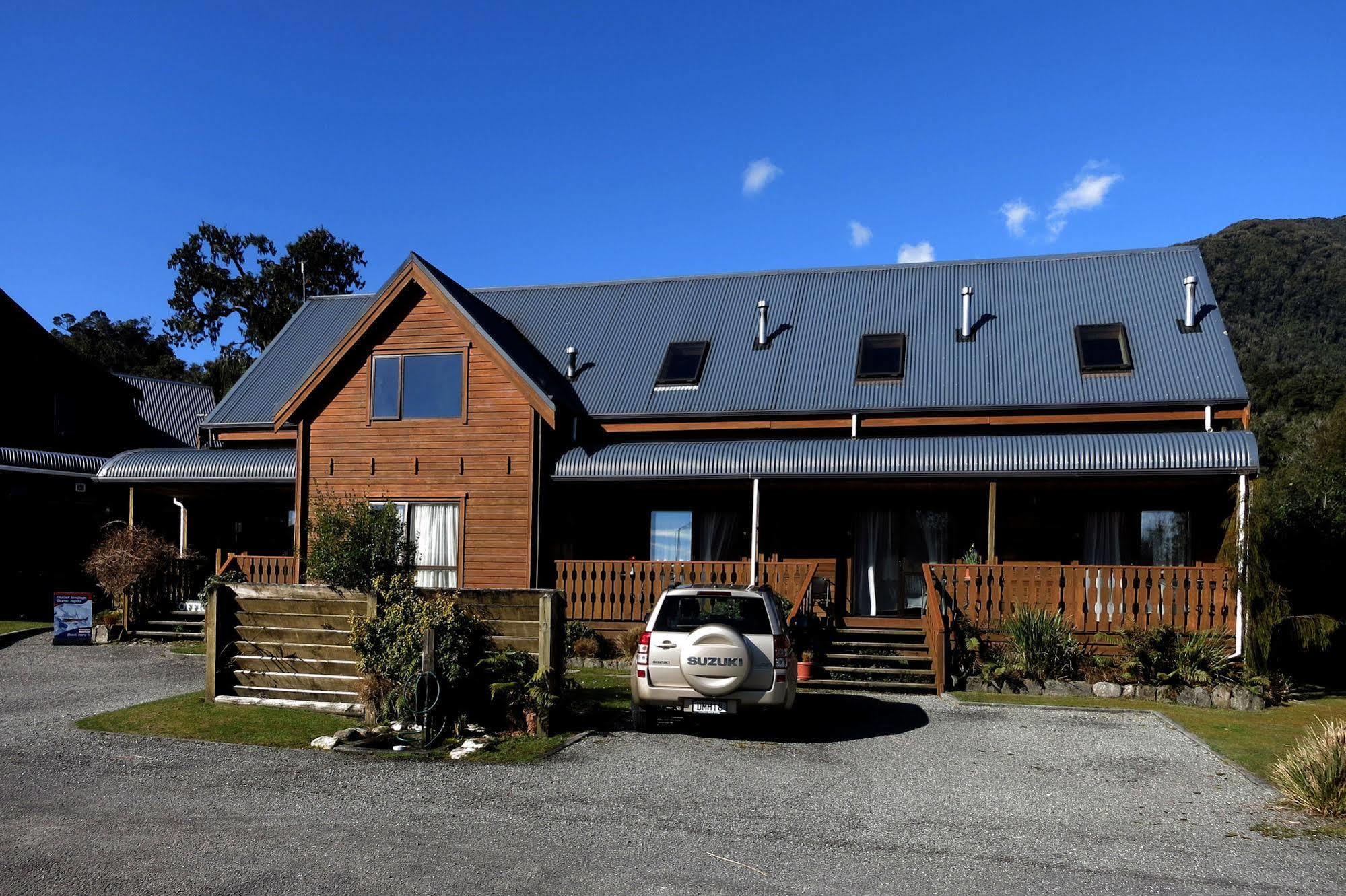 Fox Glacier Lodge Exterior foto